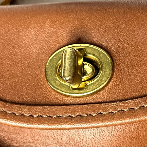NWOT Vintage COACH City Key Fob, British Tan No. 7105 - Picture 2 of 11